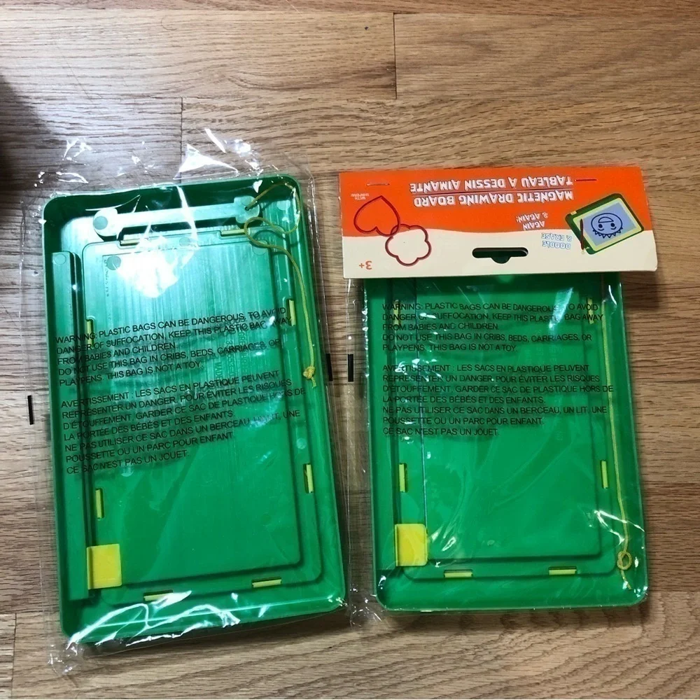 Magnetic Drawing Board Bundle Etch a Sketch NEW Green Kids Toy